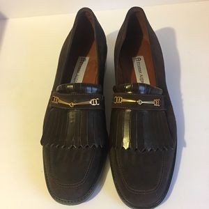 Etienne Aigner Brown shoes sz 9 M